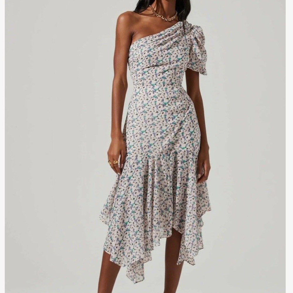 ASTR the label Santorini One-Shoulder Dress